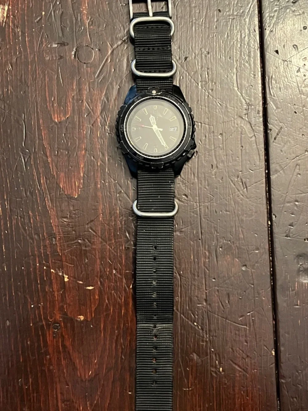 Momentum Deep 6 Watch
